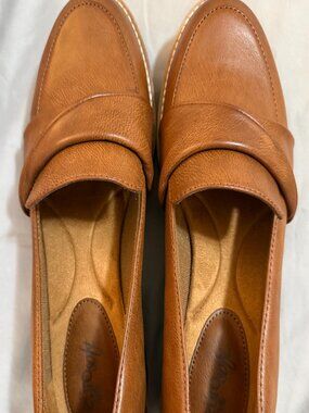 Dr. Scholl’s Women’s Brown Lug Sole Loafers Size 10M SKU079